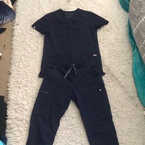 Navy Figs Scrub Set